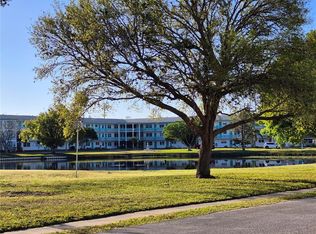 6000 20th St N APT 116, Saint Petersburg, FL 33714
