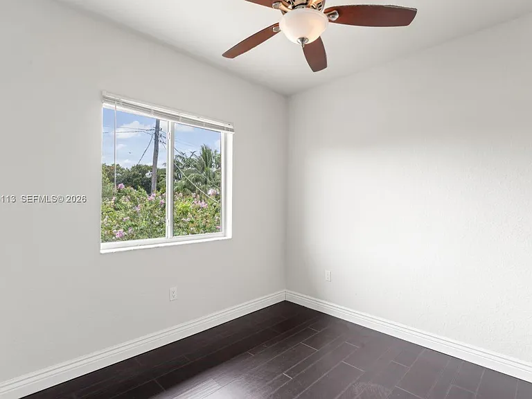 1110 NE 1st Ave #1110 — Photo 23