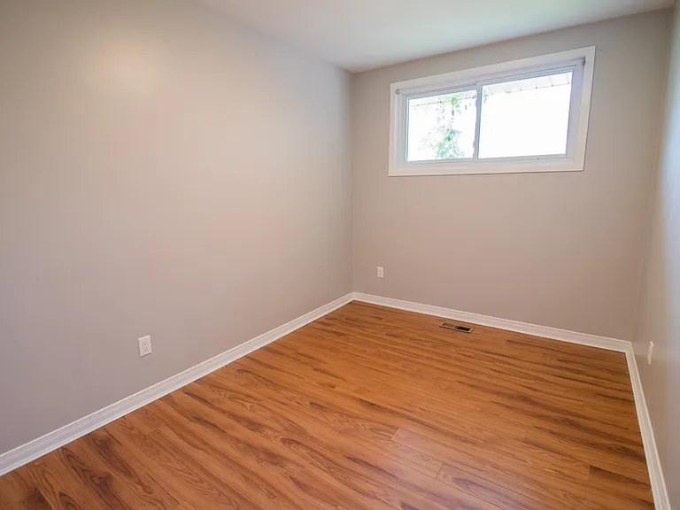 15 Sheridan Dr — Photo 11