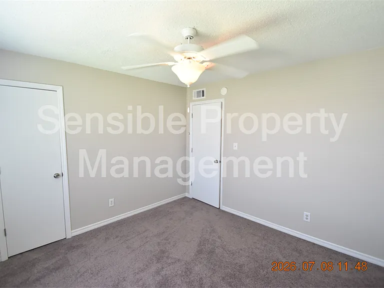 2302 Maki Rd #2 — Photo 20