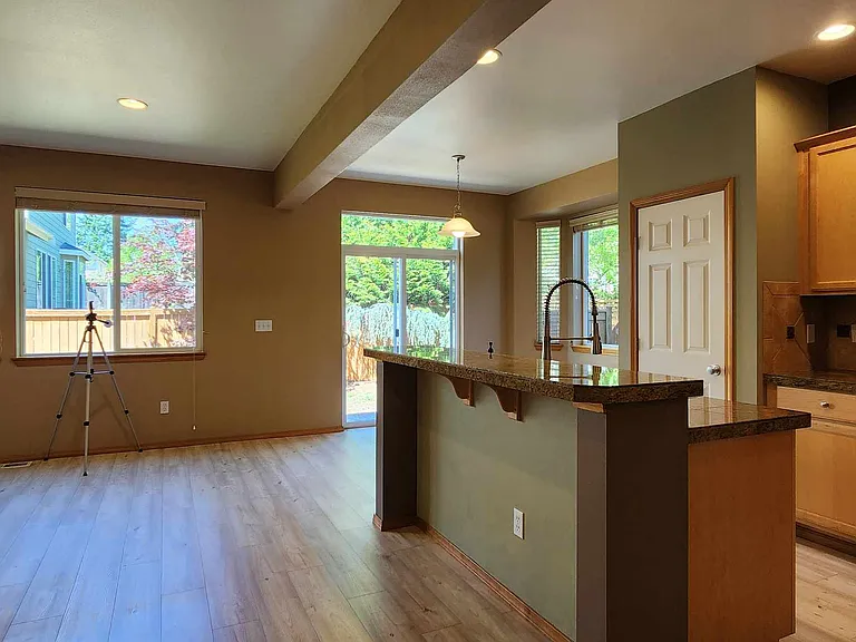 12956 NE 200th Pl — Photo 9