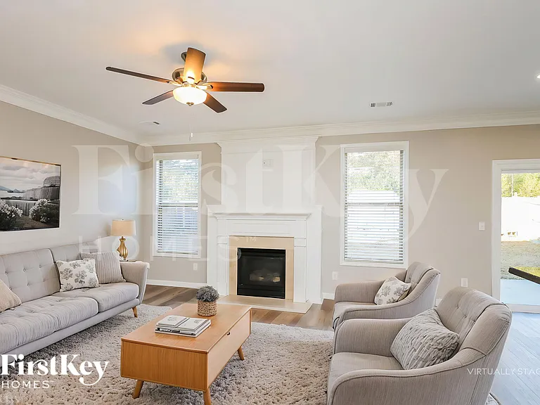 3192 Sag Harbor Ln — Photo 5