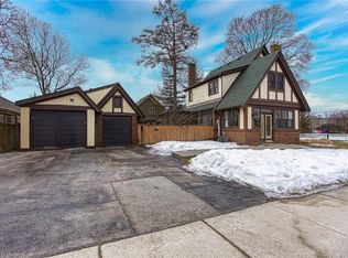 202 Central Ave, Grimsby, ON L3M1X9