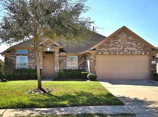 903 Blair Field Ln, Fresno, TX 77545