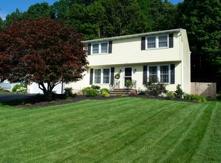 123 Flint Path, Syracuse, NY 13219