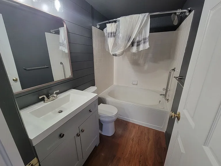 7438 Singing Hills Dr — Photo 26
