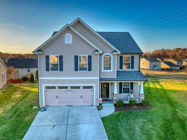 213 Redstone Ct, Gibsonville, NC 27249