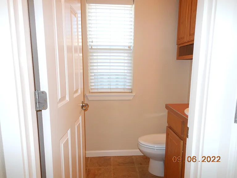400 Walnut Way — Photo 18