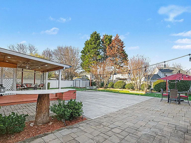 14423 Southbridge Forest Dr — Photo 3