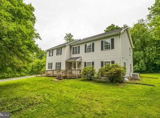 17 Oaklawn Dr, Parkesburg, PA 19365