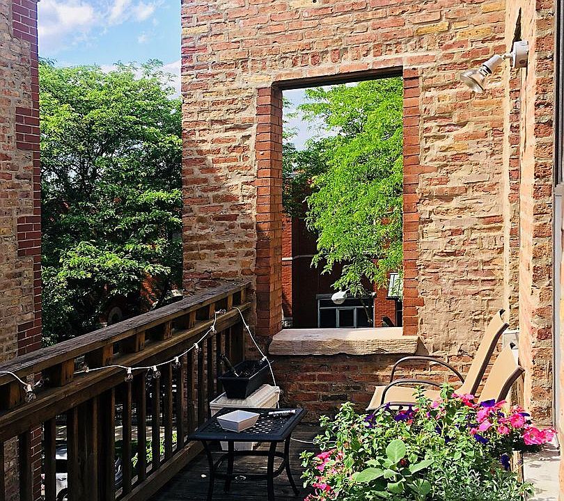 1st image of 1252 N Damen Ave #3