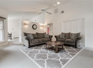 209 Conger Dr, Mesquite, TX 75149