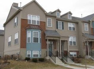 32 Thomas Ct, Grayslake, IL 60030