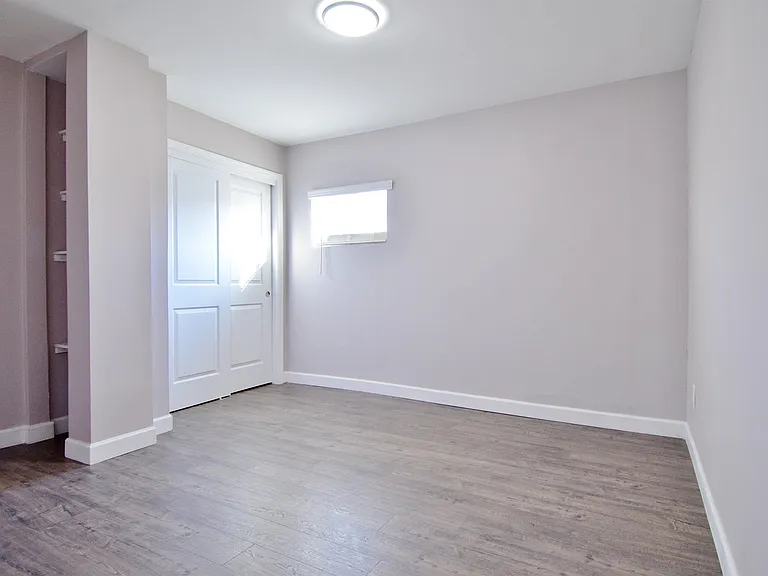 513 Avenue A #1 — Photo 7