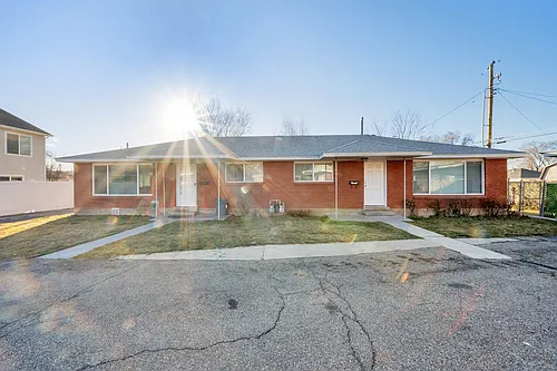 2670 S 360 E Photo 1