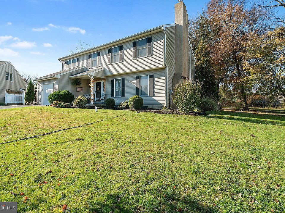 1736 Pine Creek Dr, Quakertown, PA 18951 Zillow