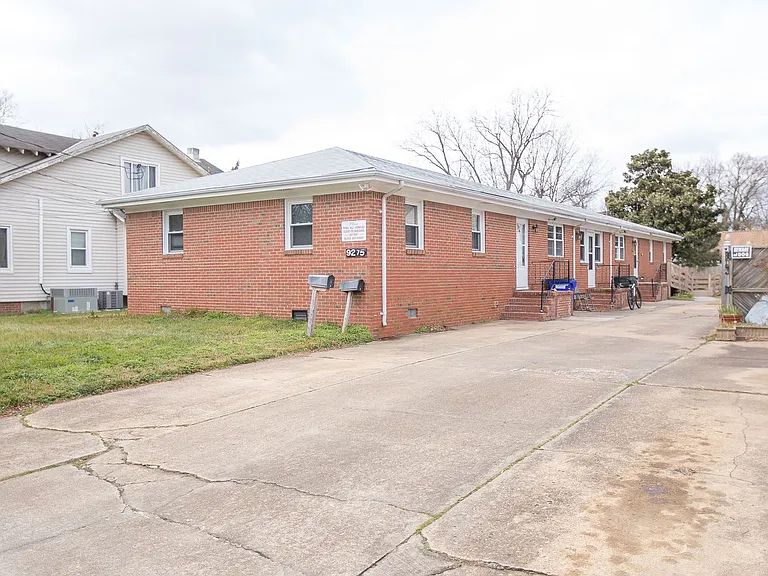 9275 Hickory St — Photo 1