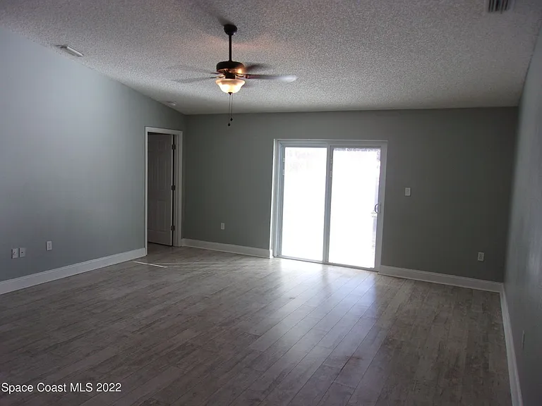 6895 Grissom Pkwy — Photo 19
