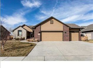 3019 N Rough Creek Rd, Derby, KS 67037