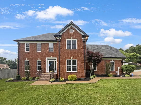 481 Tyler Ct, Cottontown, TN 37048