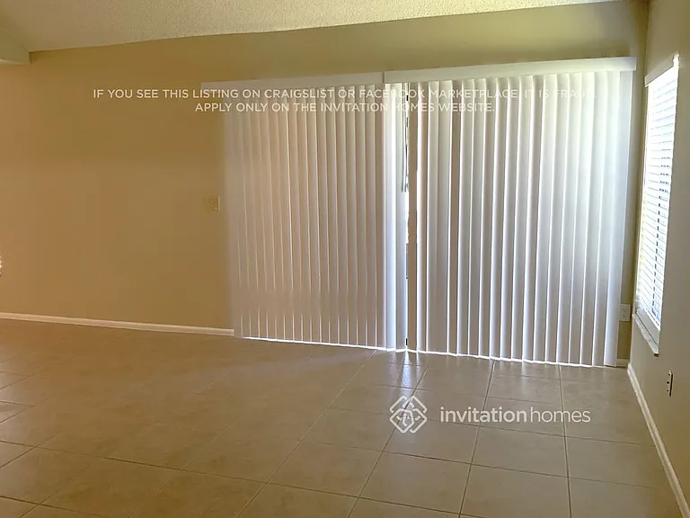 357 Amethyst Ct — Photo 4