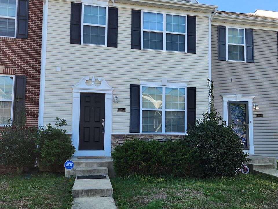 2nd image of 46375 Shining Willow Ln