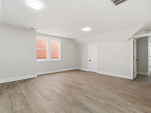 4th image of 4635 John R St #3