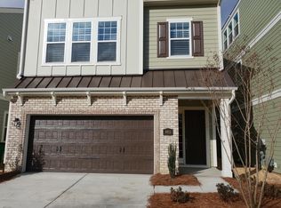 8912 Boling Green Dr, Charlotte, NC 28277
