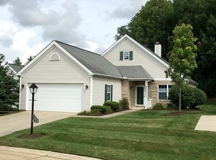 433 Woodside Dr, Northfield, OH