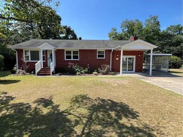 62 Boone Rd, Lumberton, NC 28360