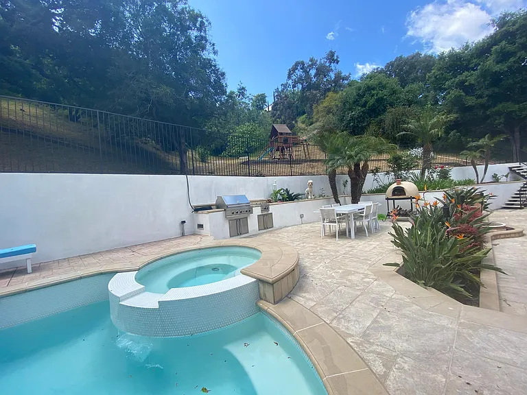 7612 Willow Glen Rd — Photo 31