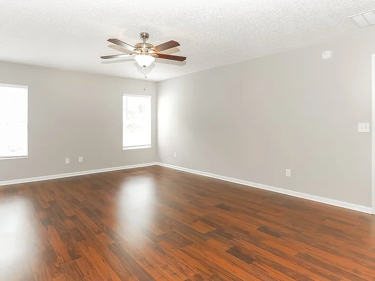 2626 Springwillow Dr — Photo 10
