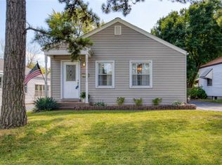 10700 Saint Matthew Ln, Saint Ann, MO