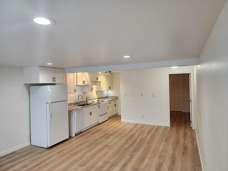 3212 Wetmore Ave #5 — Photo 12