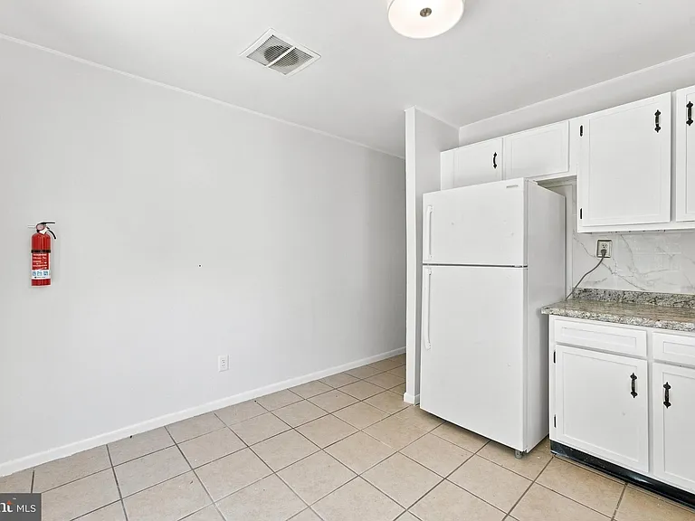 23 Memphis Ct — Photo 4