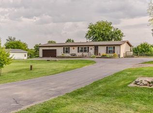 15411 75th St, Bristol, WI 53104