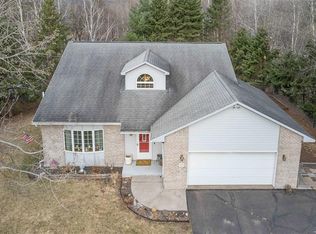 1601 Lavaque Rd, Proctor, MN 55810