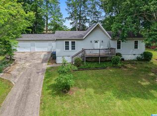 209 Annetta Cir, Trussville, AL 35173