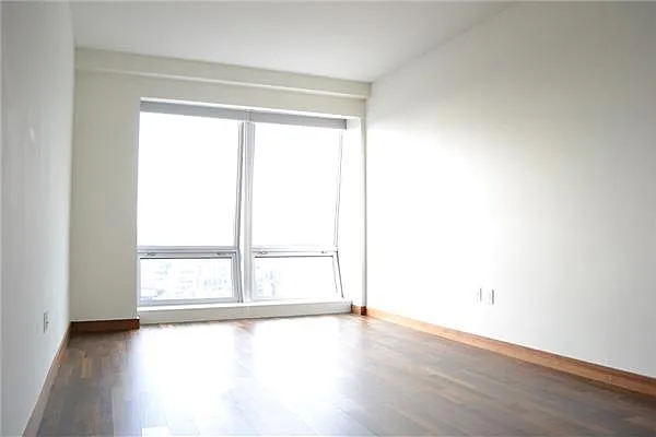 Rented by RELO REDAC INC. | media 14