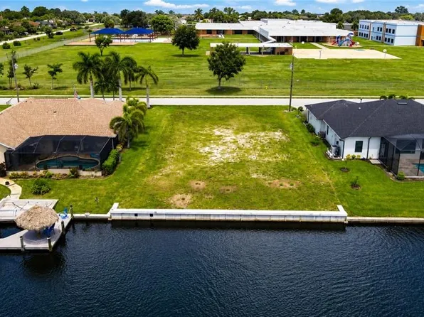 3535 SW 2nd AVE, CAPE CORAL, FL 33914