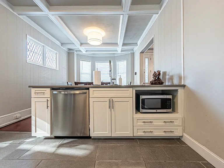 40 S Bartram Ave — Photo 11
