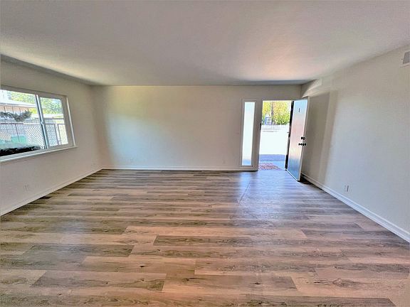 3rd image of 3618 Manzana St #1