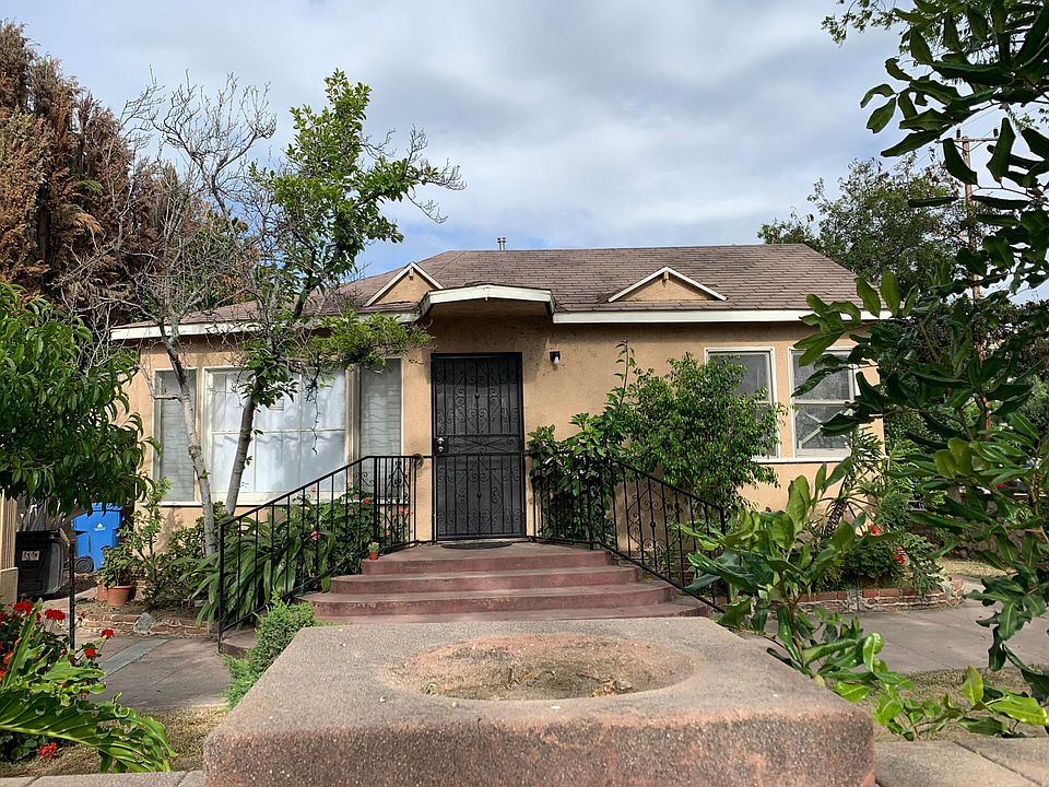 1st image of 6902 Remmet Ave