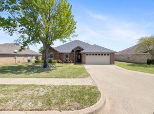 8408 Stonebridge Way, Tyler, TX 75703