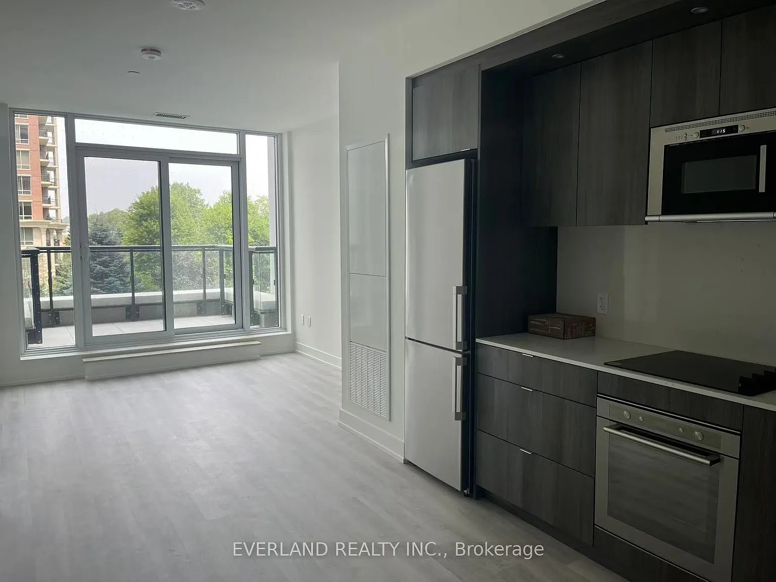2 bed, $2,450 — Photo 3