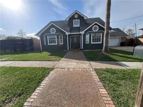 3816 Riverland Dr, Chalmette, LA 70043