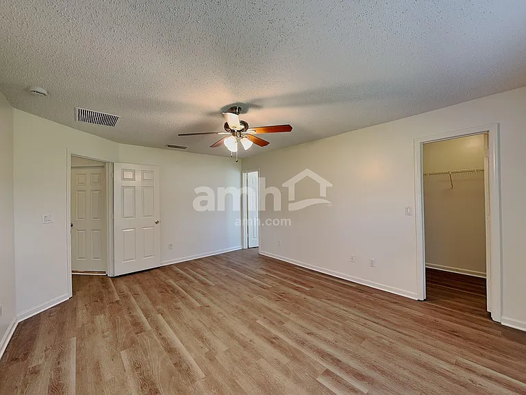 11609 W Deep Springs Dr — Photo 11