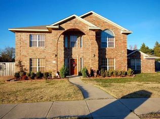 917 Foxwood Ln, Wylie, TX 75098