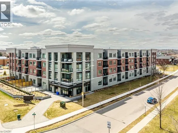 1 Redfern Ave #403, Hamilton, ON L9C 0E6