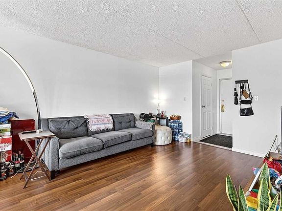 5th image of 128 S 15th Ave SW #603